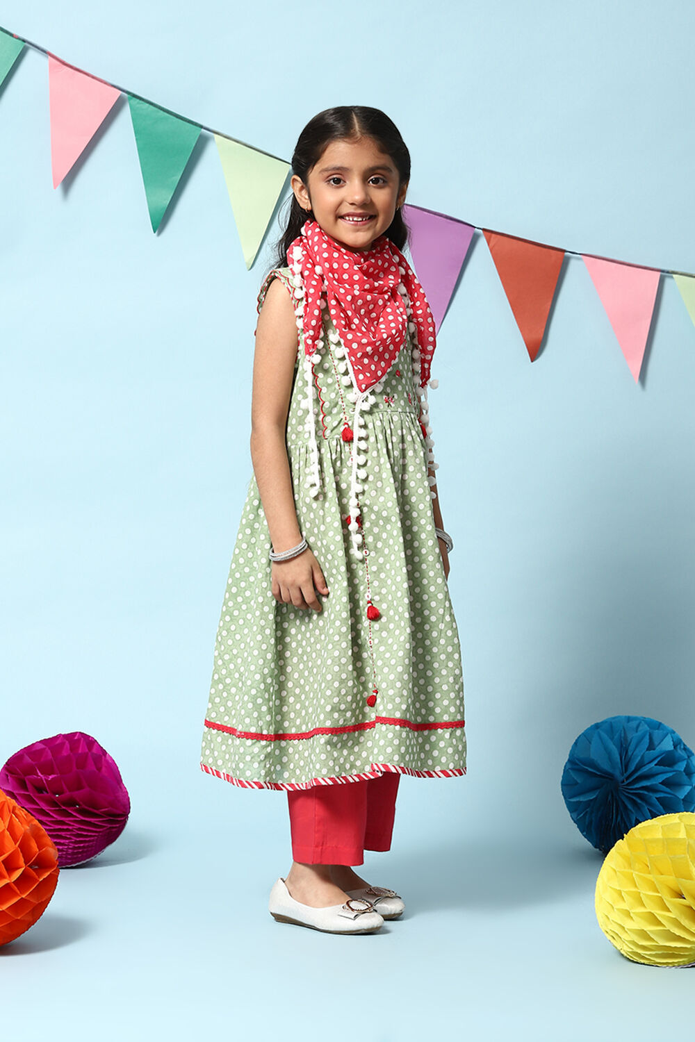 Green Cotton Flared Kurta Straight Palazzo Suit Set image number 6