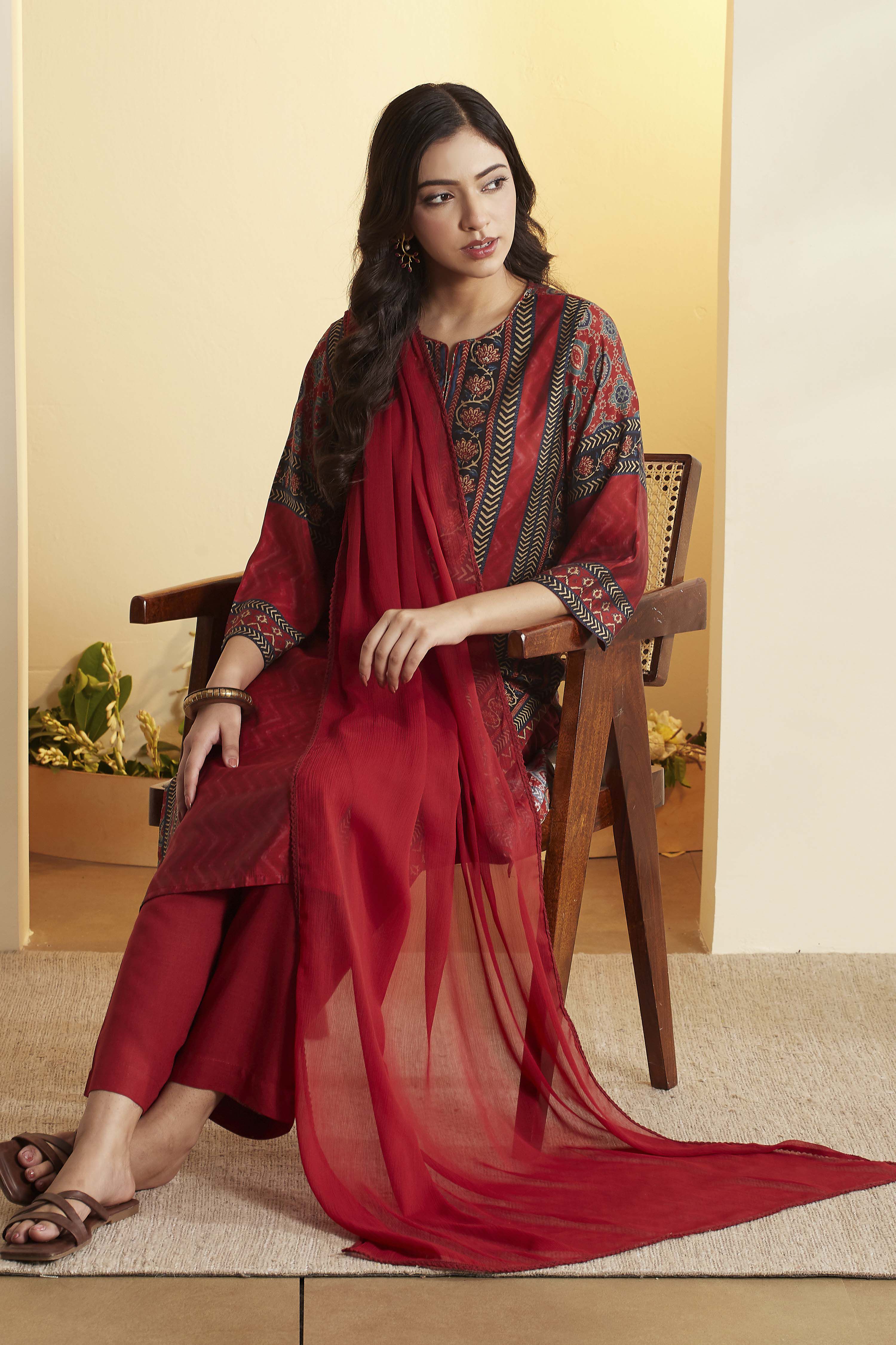 Rust Viscose Blend Straight Suit Set image number 0