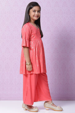 Peach Rayon Flared Printed Kurta image number 5