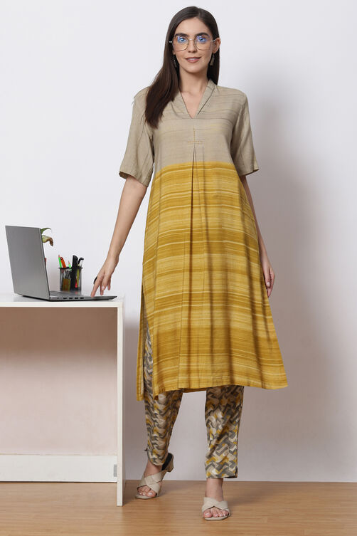 Mud Ochre LIVA A-Line Fusion Printed Kurta Set image number 6