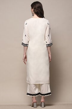 Off White Polyester Straight Suit Set image number 5