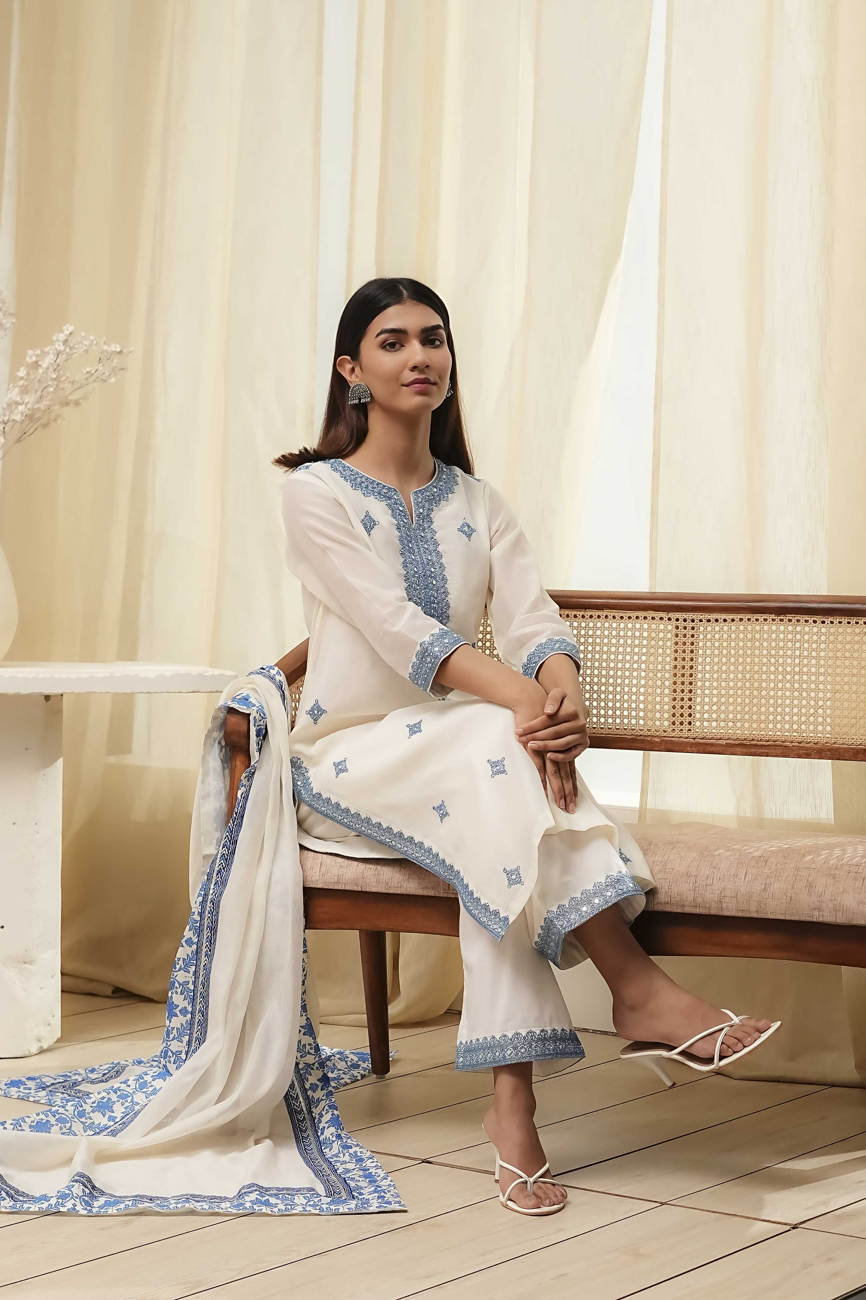 Pink Embroidered Straight Suit Set image number 0