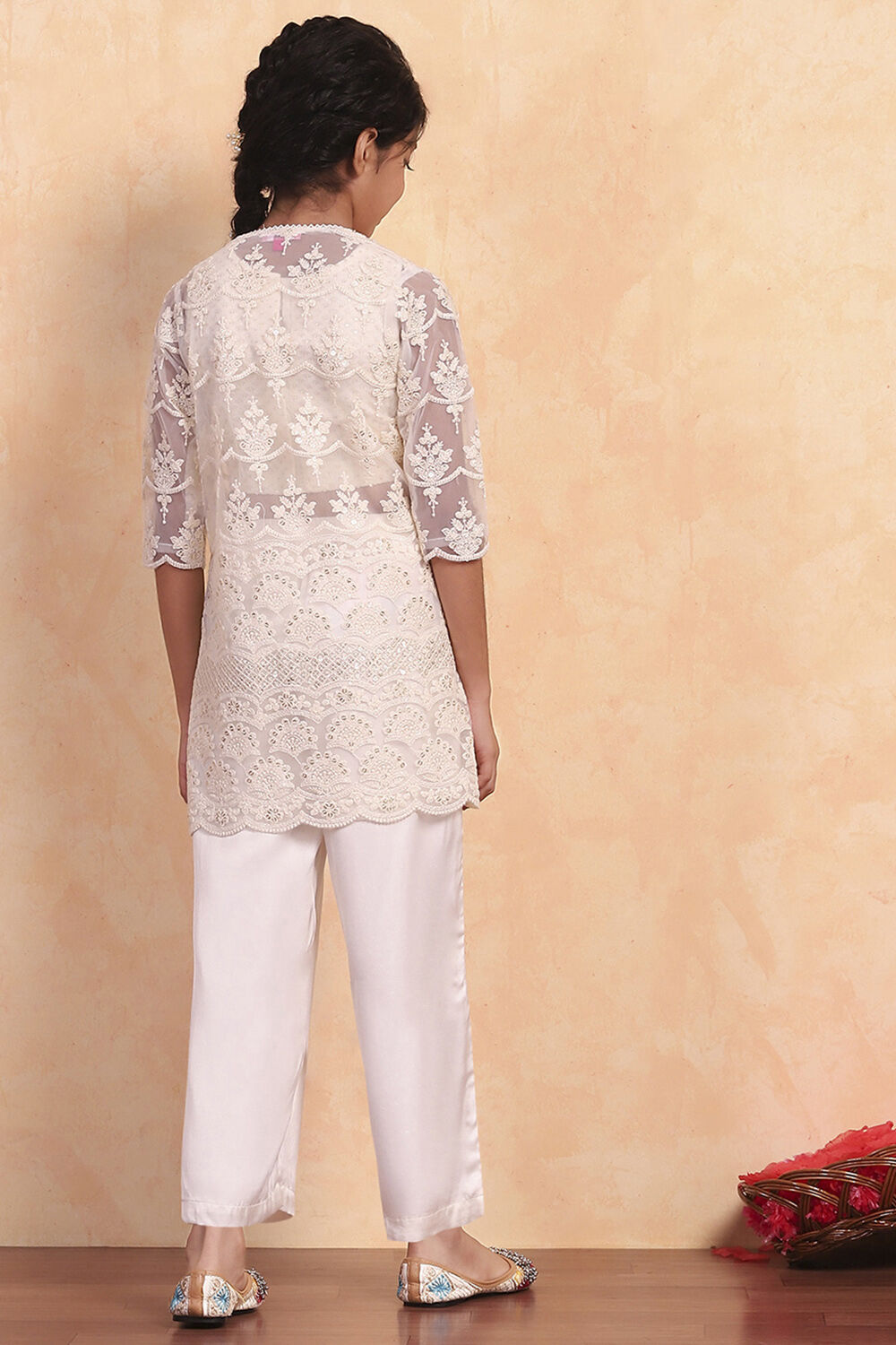 White Viscose Embroidered STRAIGHT 3 Piece Set image number 4