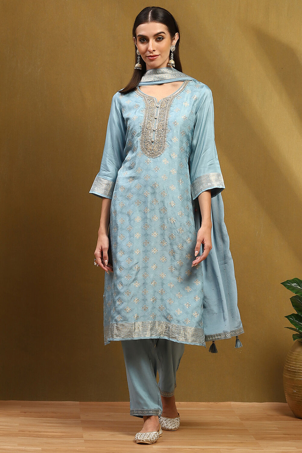 Blue Viscose Blend Yarn Dyed Straight Suit Set image number 7