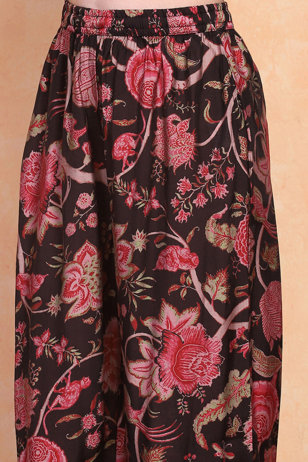 Black Floral Printed Kalidar Suit Set image number 2