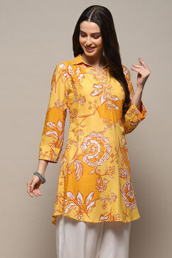 Yellow Rayon Straight Kurta image number 4