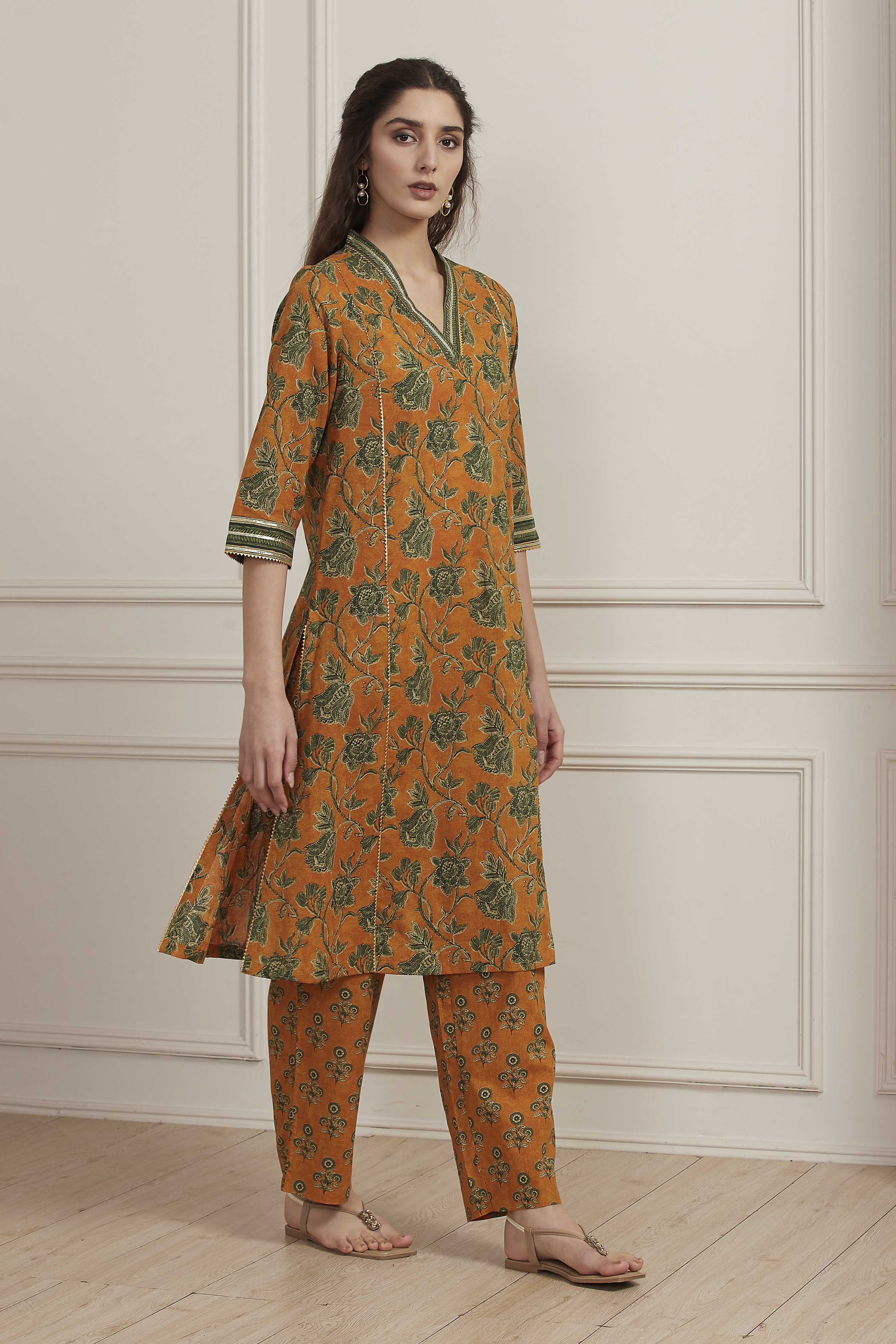Mustard Yellow Cotton Printed Kurta Set image number 5
