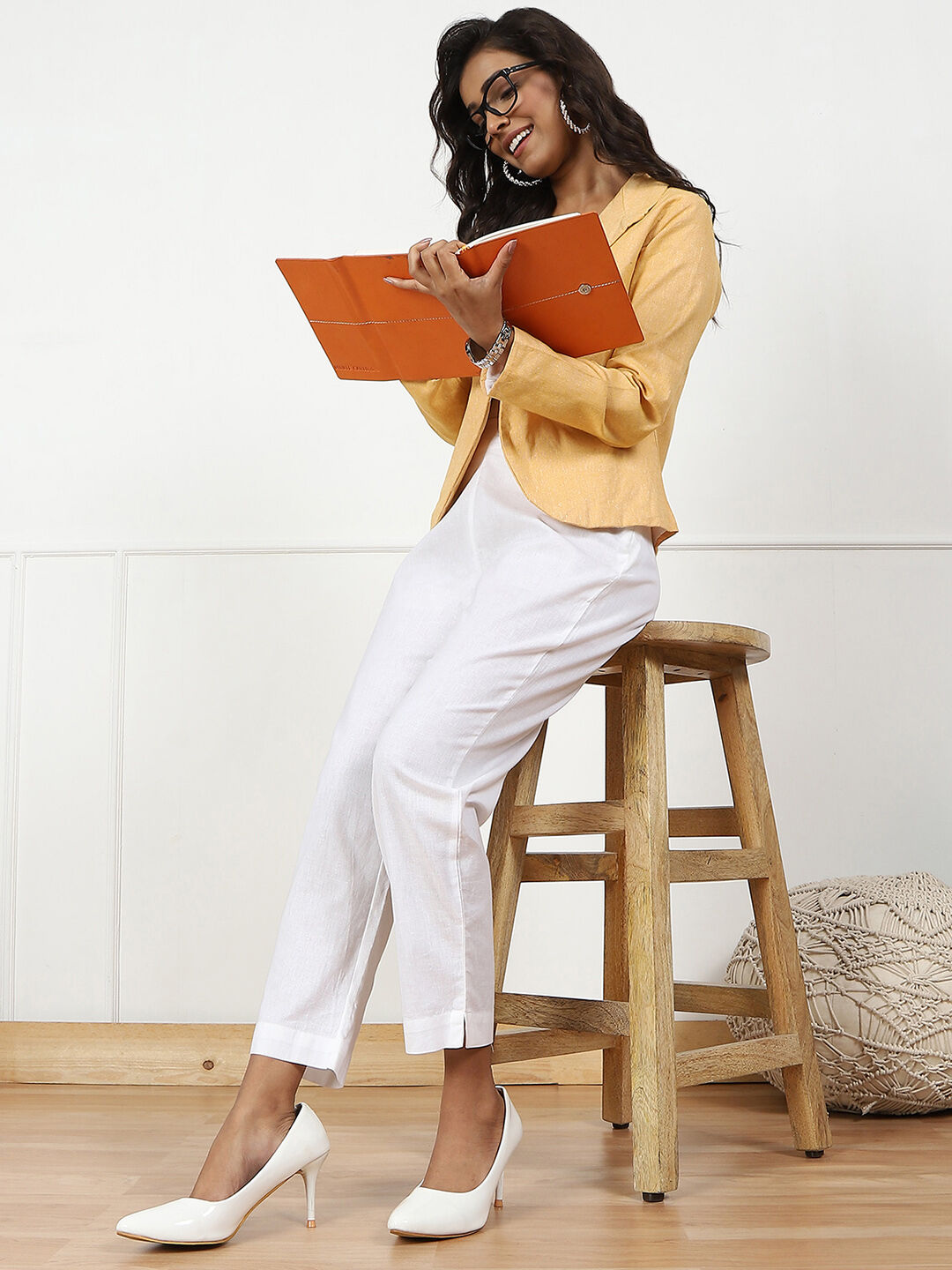 White Solid Cotton Blend Narrow Pants image number 0