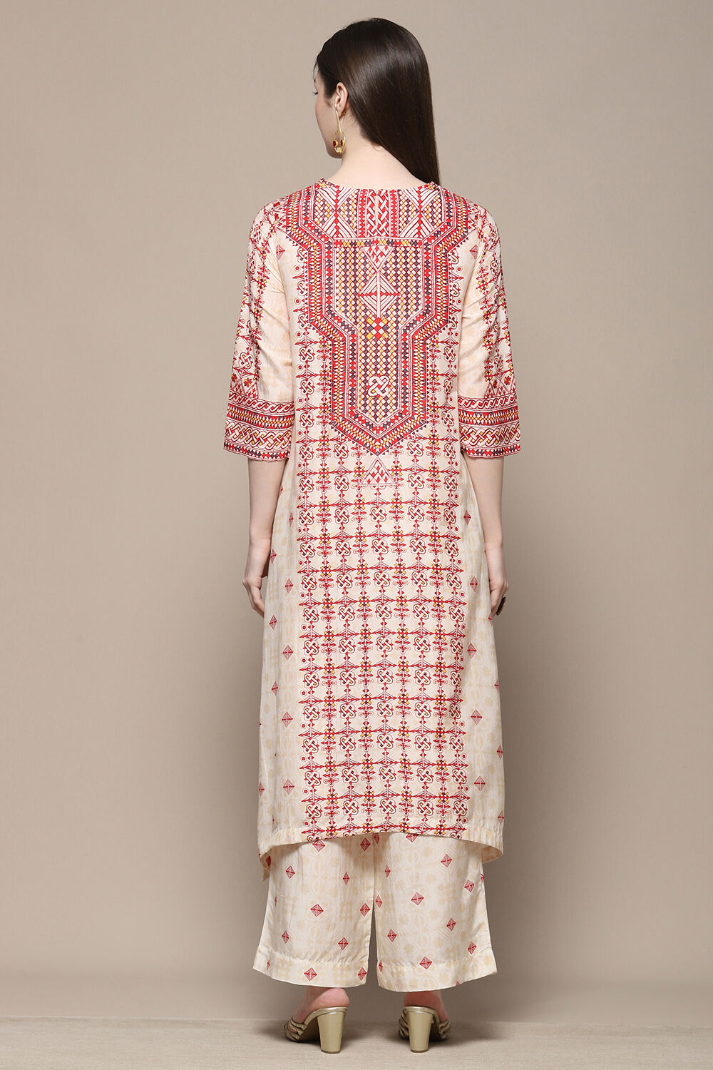 Beige Rayon Asymmetric Kurta & Palazzo Suit Set image number 4