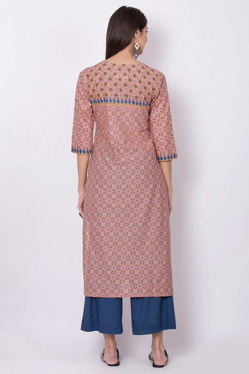 Peach Straight Kurta Palazzo Suit Set image number 4
