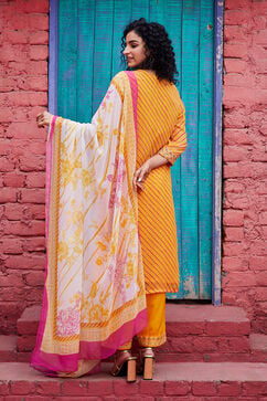 Yellow Viscose Straight Suit set image number 5