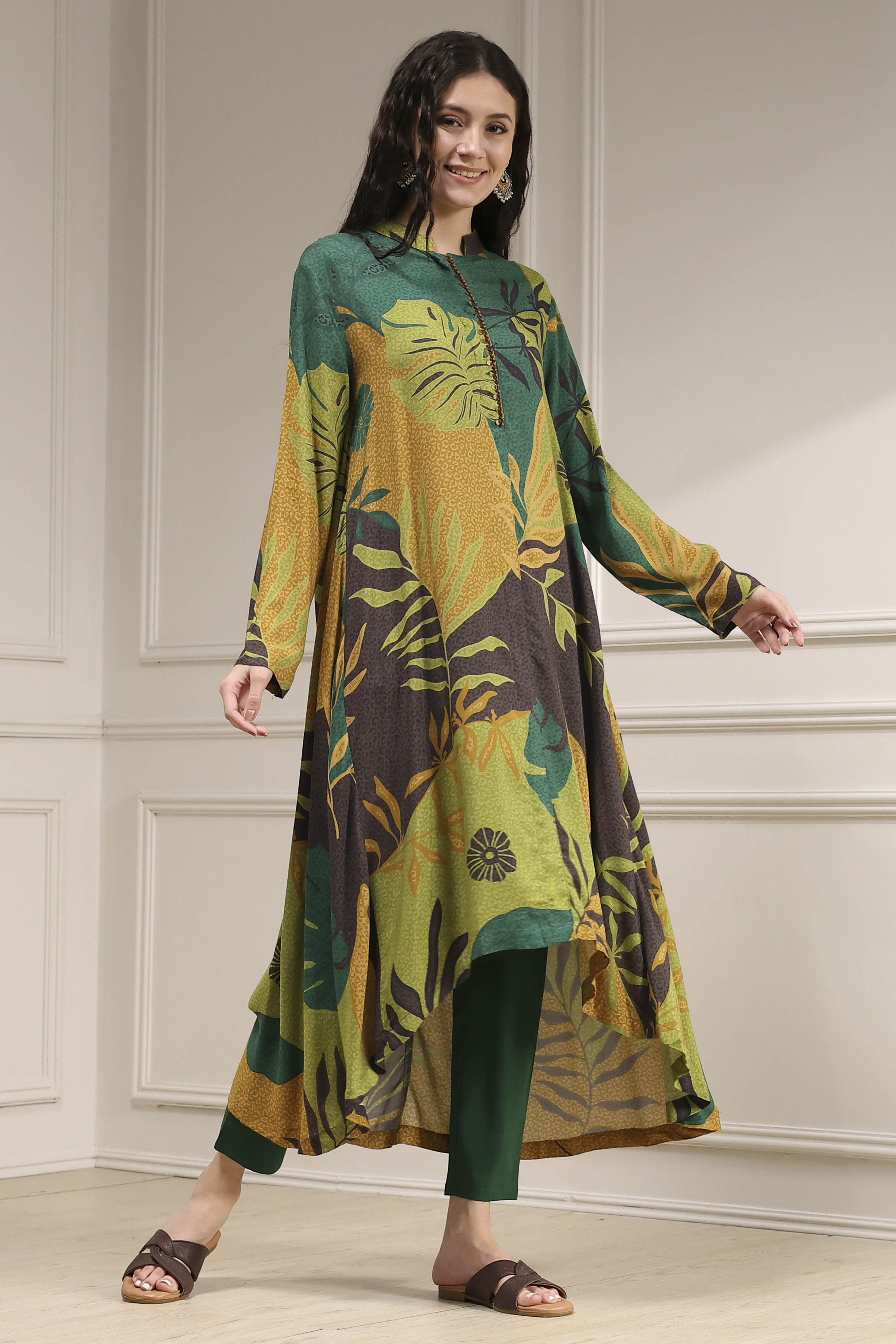 Multi-Colored Printed Asymmetric Kurta image number 4
