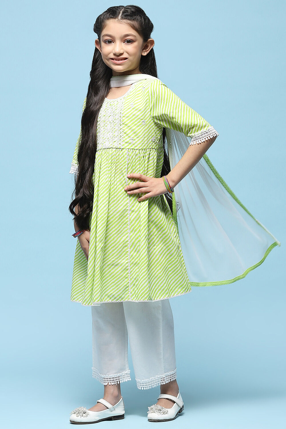 Green Leheriya Cotton Kurta With Palazzo & Net Dupatta image number 4