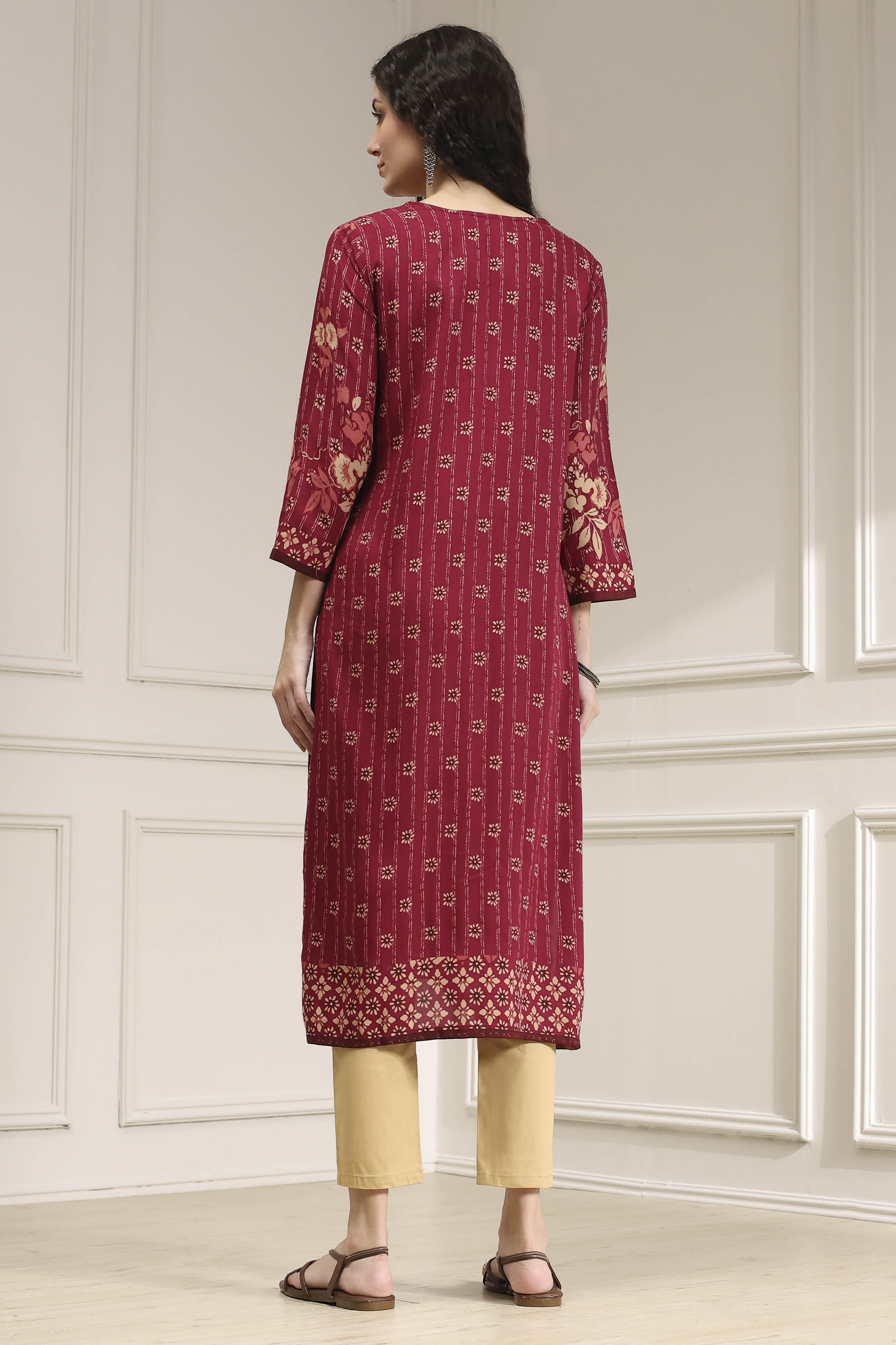 Berry Maroon Printed Straight Kurta image number 3
