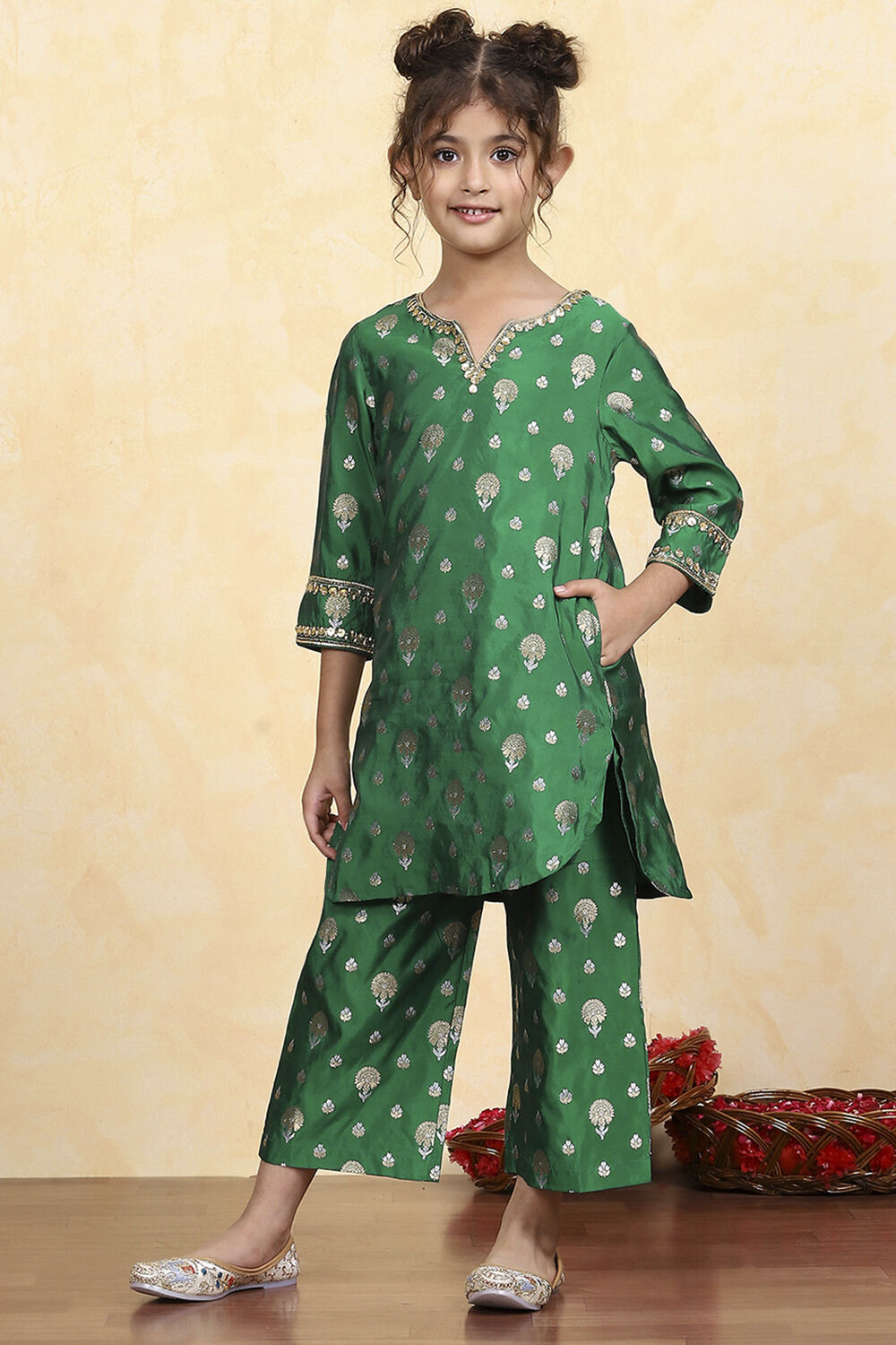 Green Art Silk Fitted Straight Co-ord Set image number 3