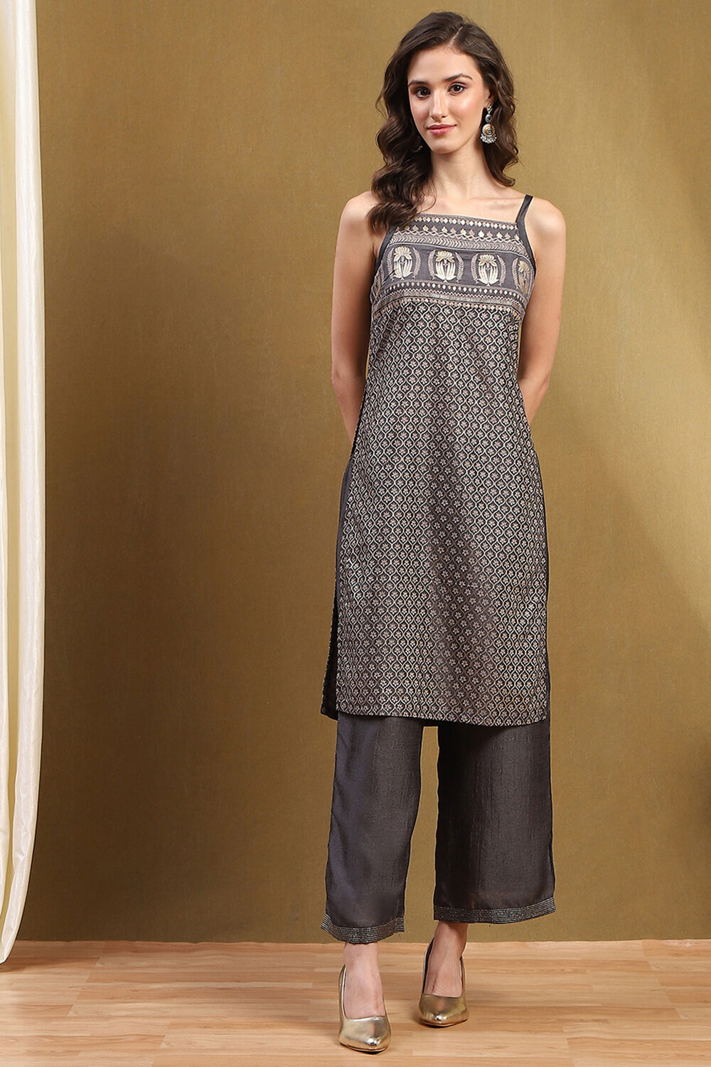 Grey Silk Floral Hand-Block Printed Festive Straight Kurta image number 5