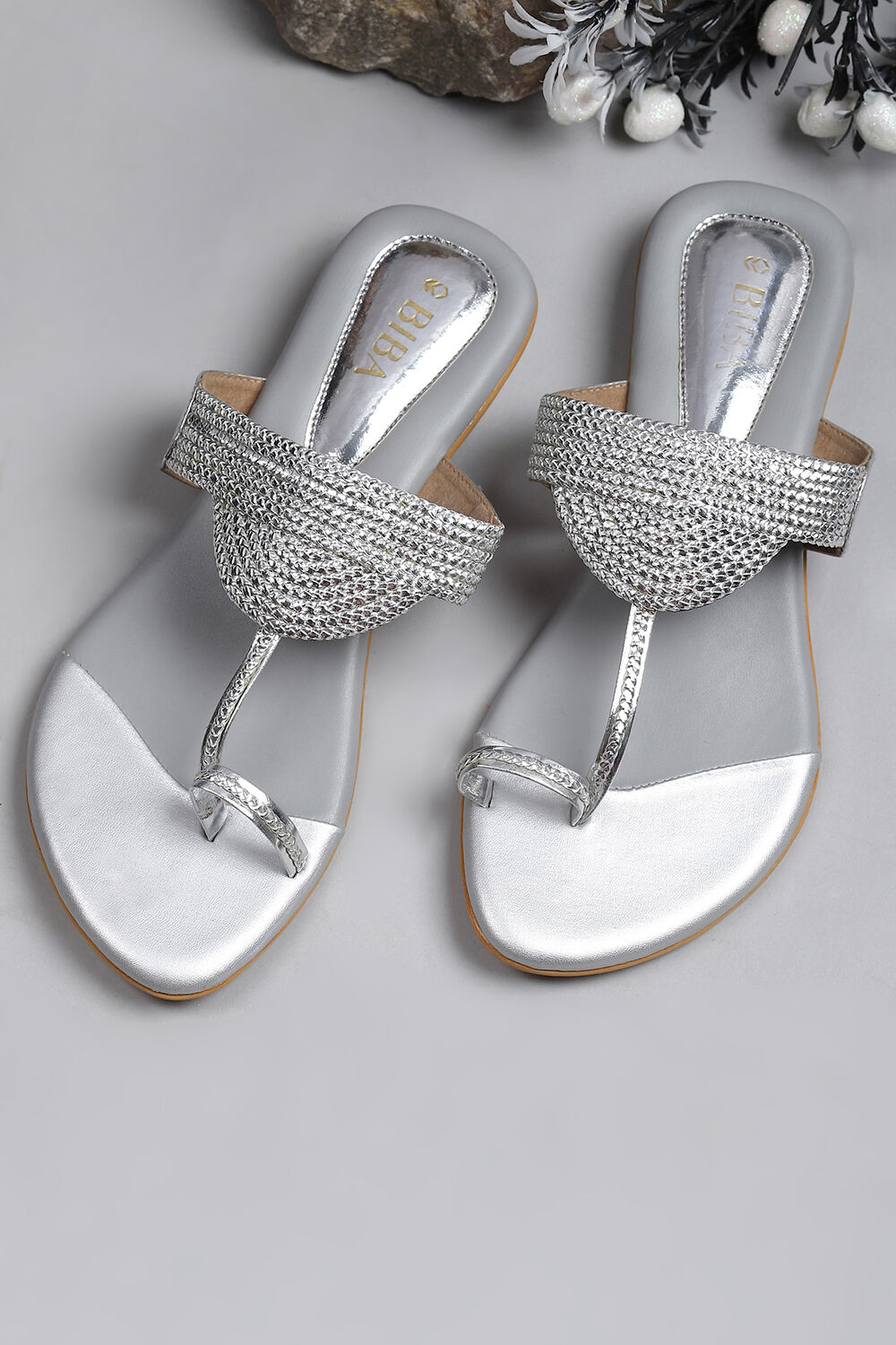 Sandals silver flat best sale