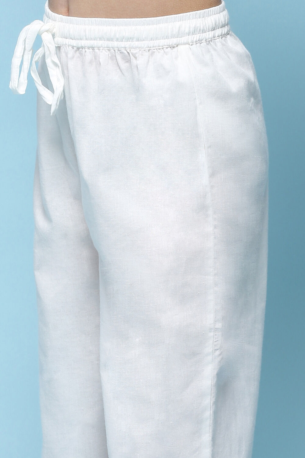 Purple Schiffli Cotton Kurta With Cropped Palazzo image number 2