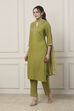 Green Viscose Yoke Embroidered Straight Suit Set image number 3