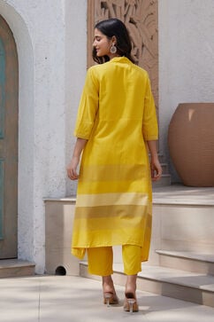 Yellow Cotton Blend Straight Jacket image number 4