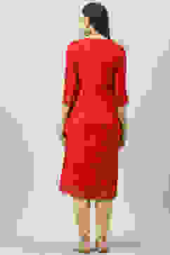 Red LIVA Straight Printed Kurta image number 4