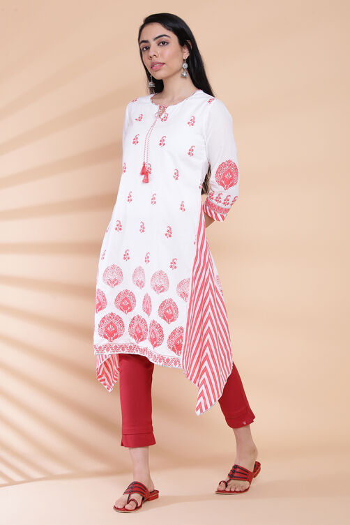 White And Coral Cotton A-Line Printed Kurta image number 3