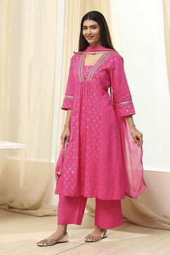 Fuchsia Cotton Printed Gathered Suit Set image number 3