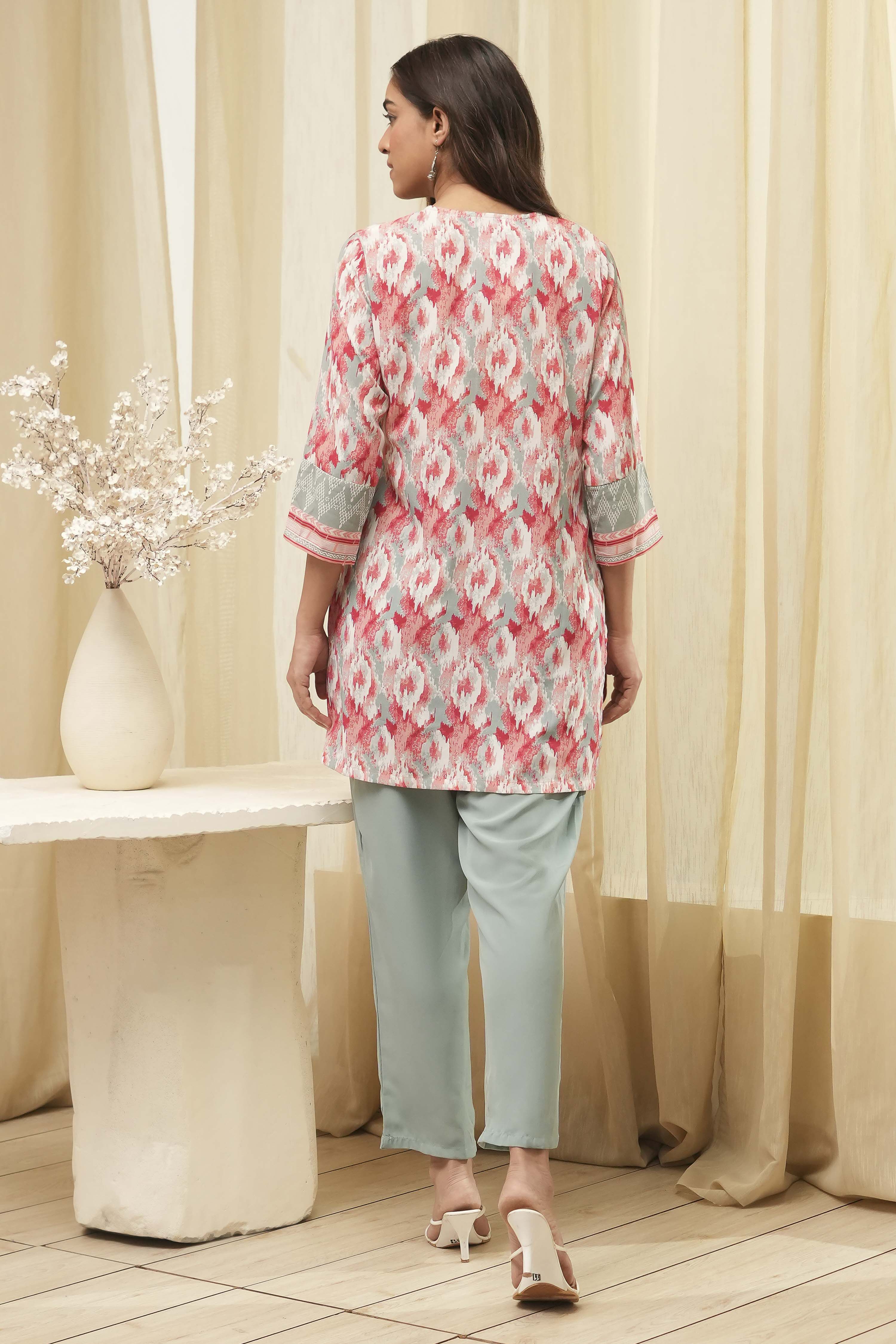 Off White Art Silk Straight Kurta Pant Suit Set image number 4