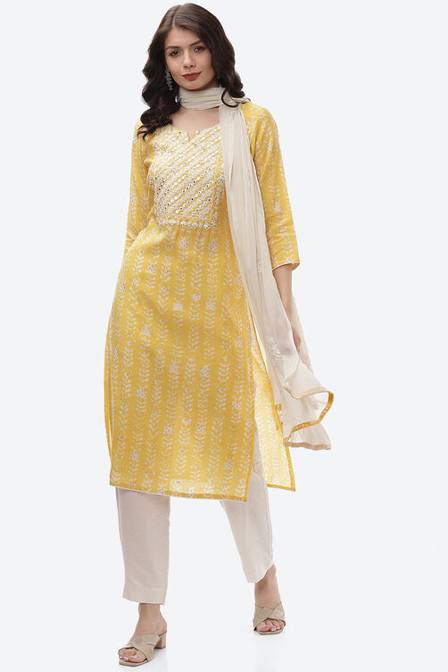 Yellow Cotton Unstitched Suit Set image number 7