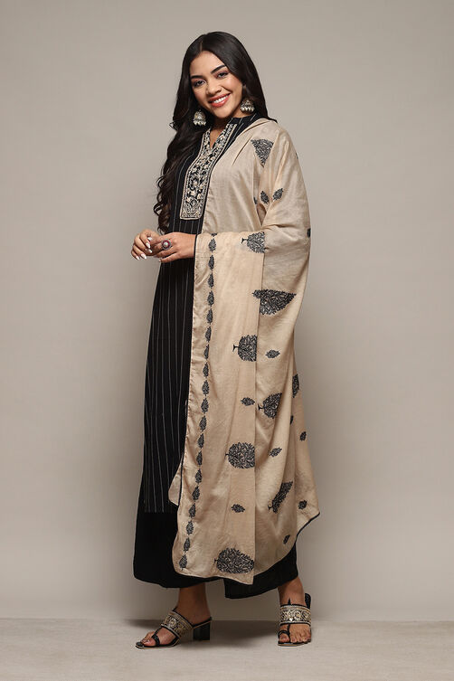 Black Cotton Hand Embroidered Unstitched Suit Set image number 6