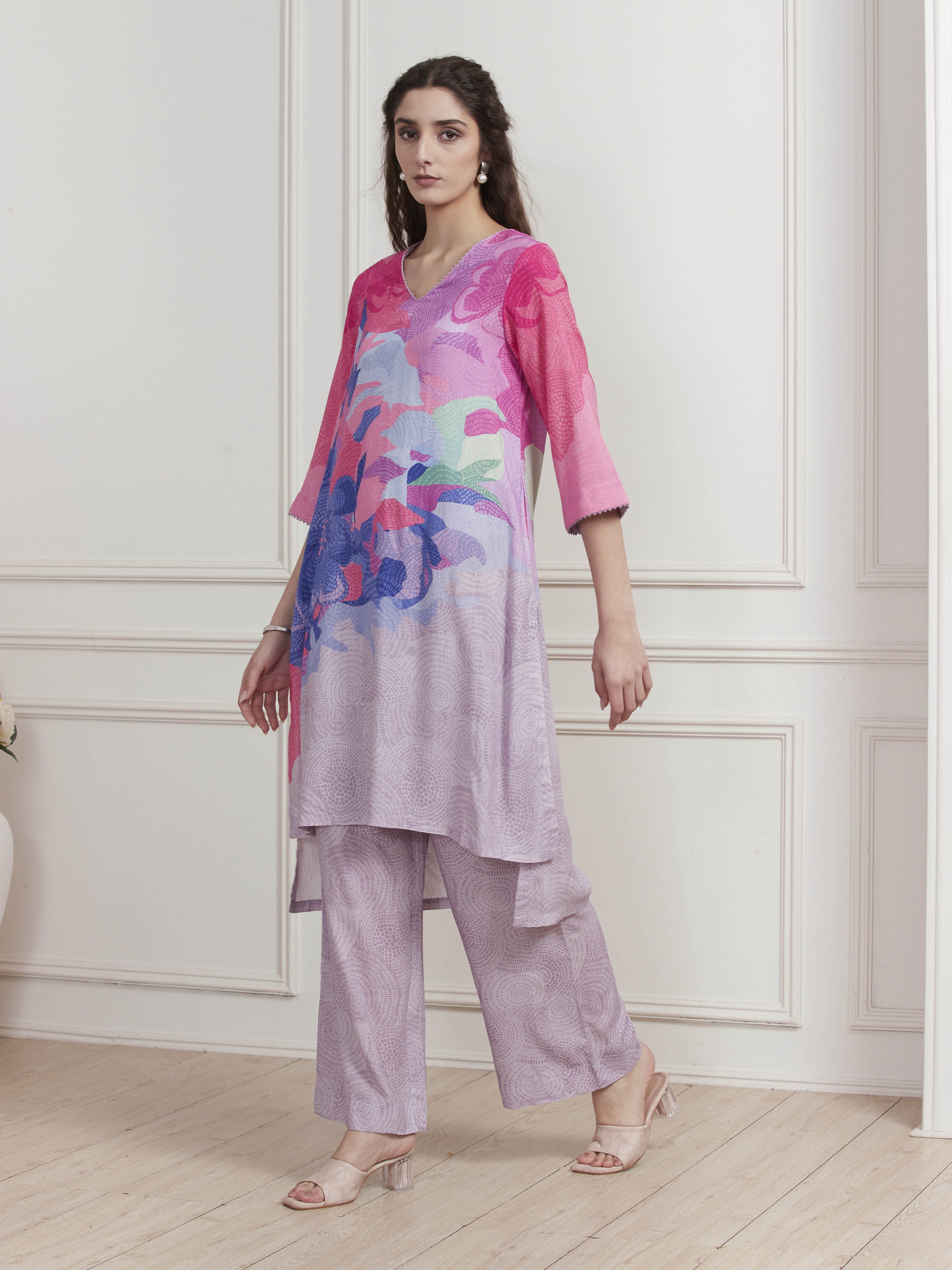 Lilac Printed Straight Kurta Set image number 3