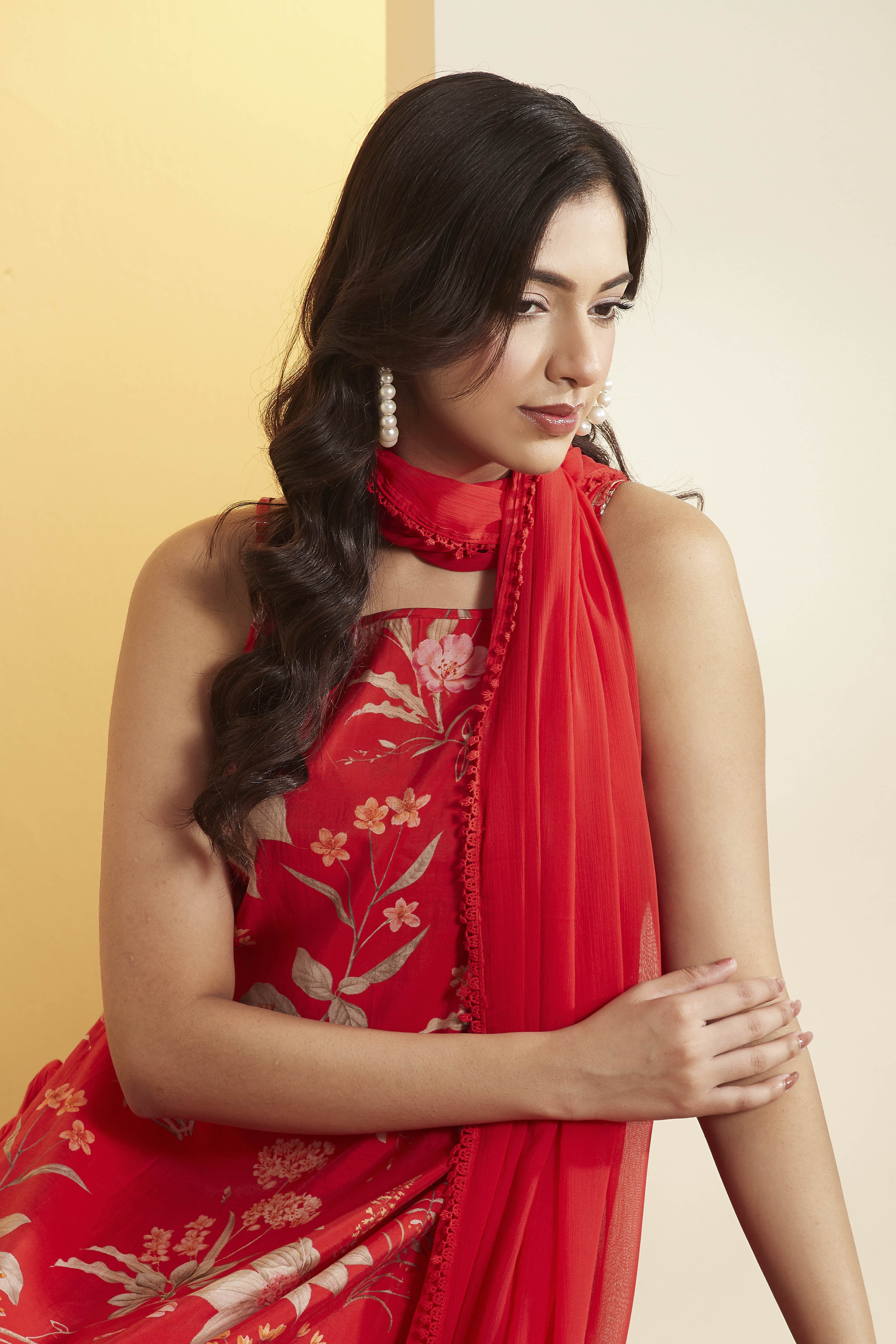 Red Floral Straight Viscose Blend Kurta Set image number 1