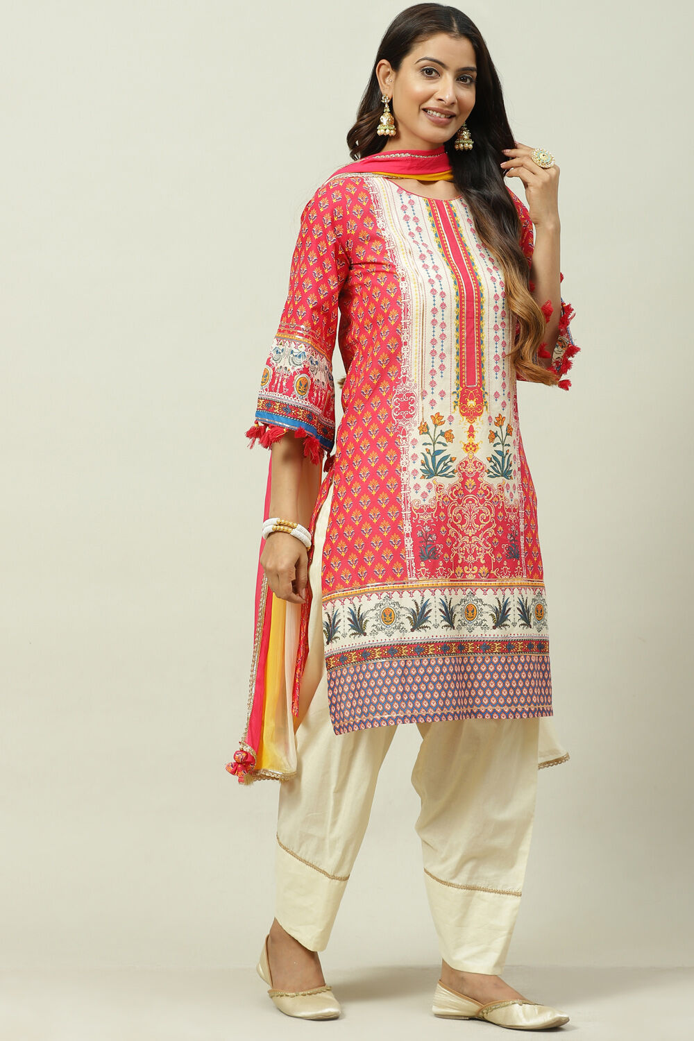 Fuschia Cotton Straight Kurta Salwar Pant Suit Set image number 6