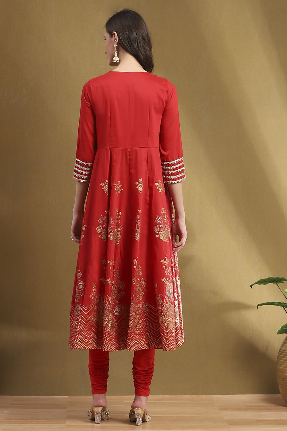 Red Floral Printed Festive Anarkali Suit Set image number 4