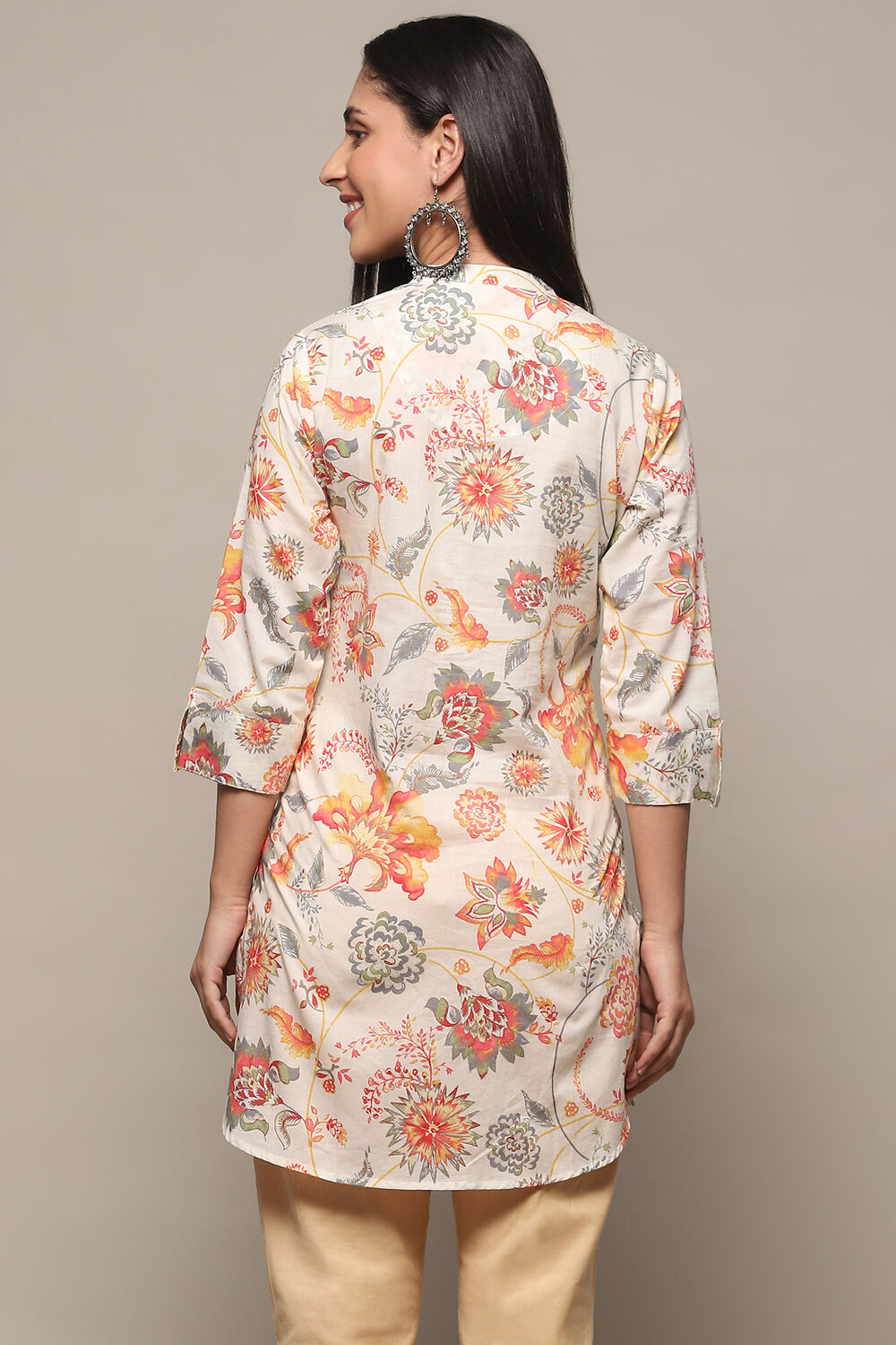 Off White Cotton Straight Kurti image number 3