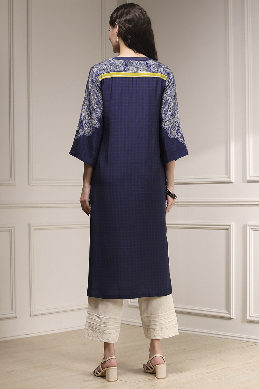 Olive Green Printed Straight Kurta image number 3
