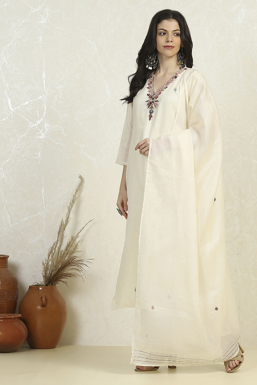 Off White Cotton Hand Embroidered Unstitched Suit Set image number 4