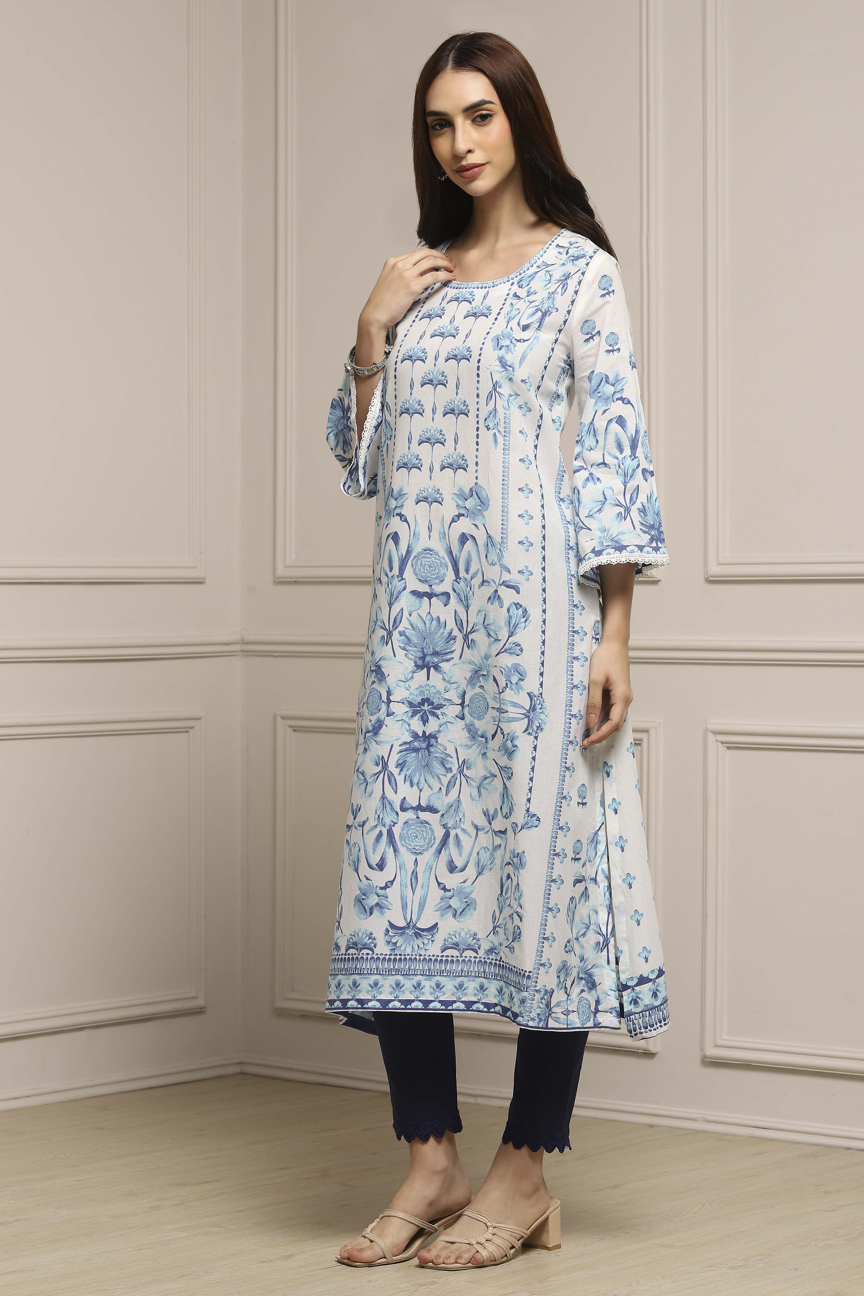 White Cotton Straight Kurta image number 2