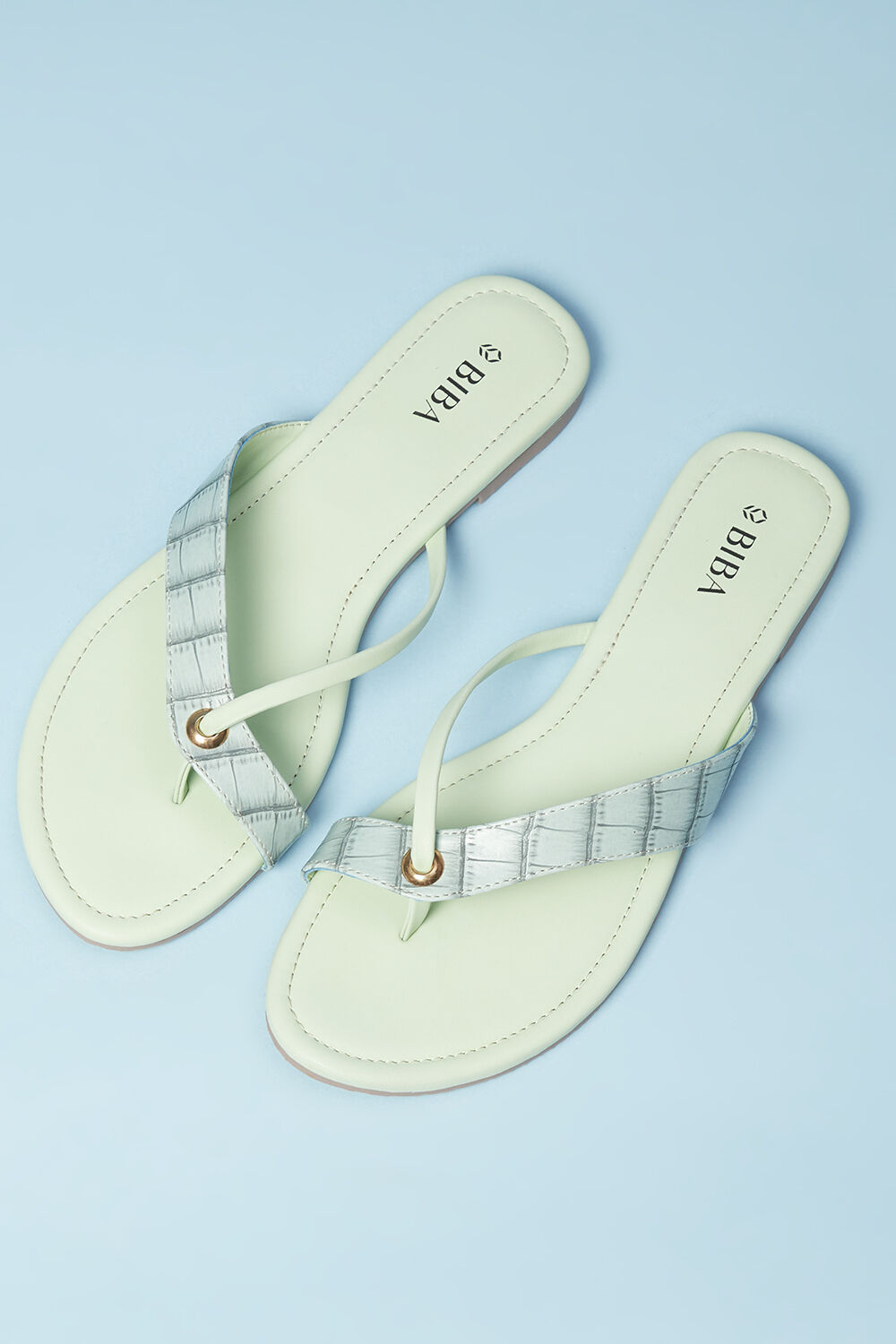 Green Pu V Strap Sandals