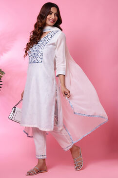 Off White Art Silk Straight Kurta Regular Pant Suit Set image number 5