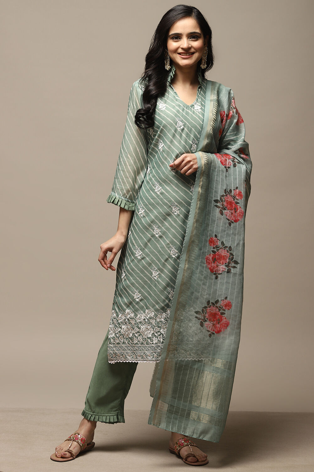 Green Cotton Digital Print Unstitched Suit Set image number 2
