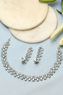 White Brass Necklace Set image number 2