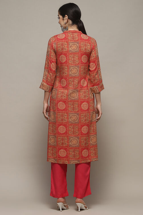 Red Rayon Straight Kurti image number 3