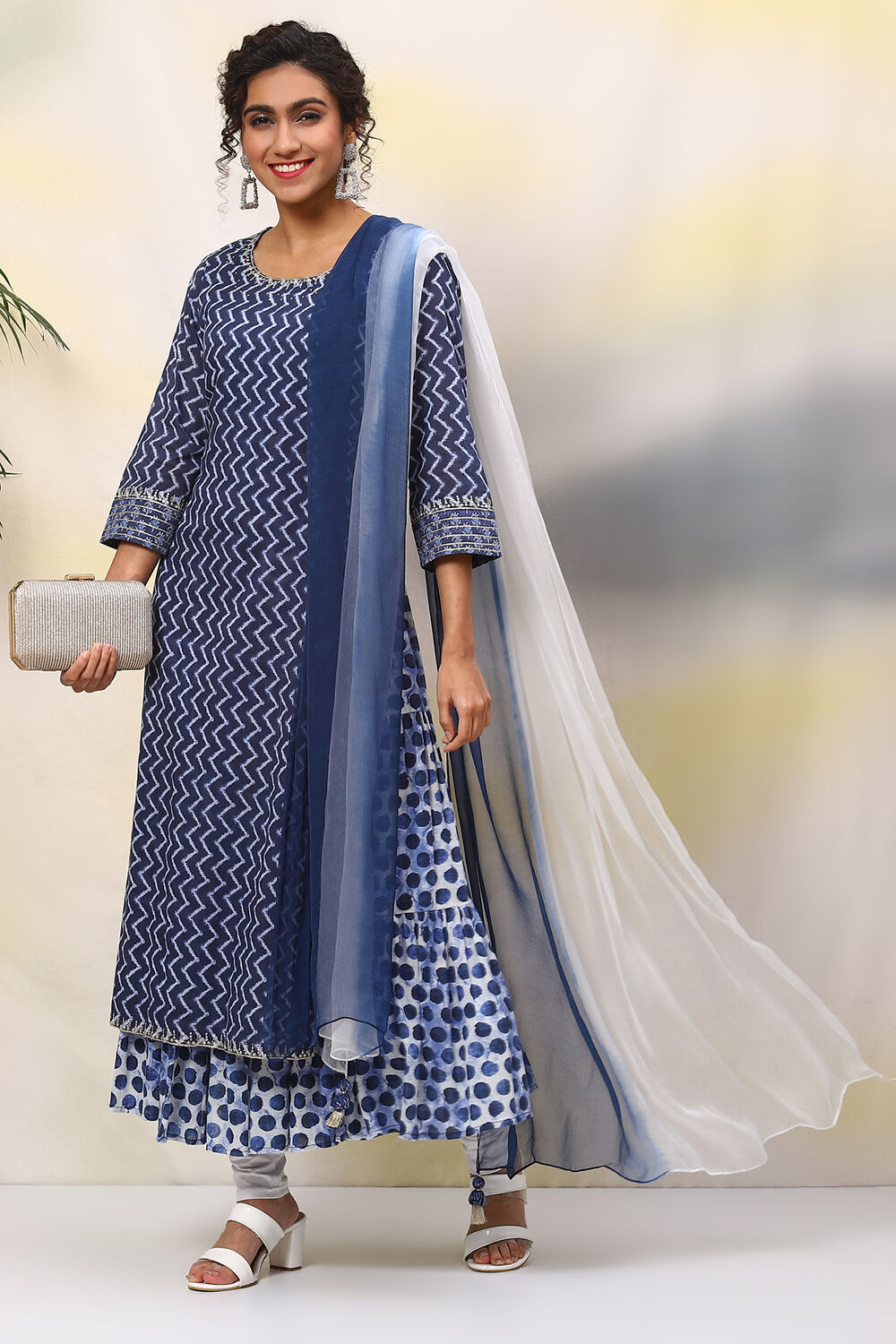 Indigo Straight Kurta Churidar Suit Set image number 8