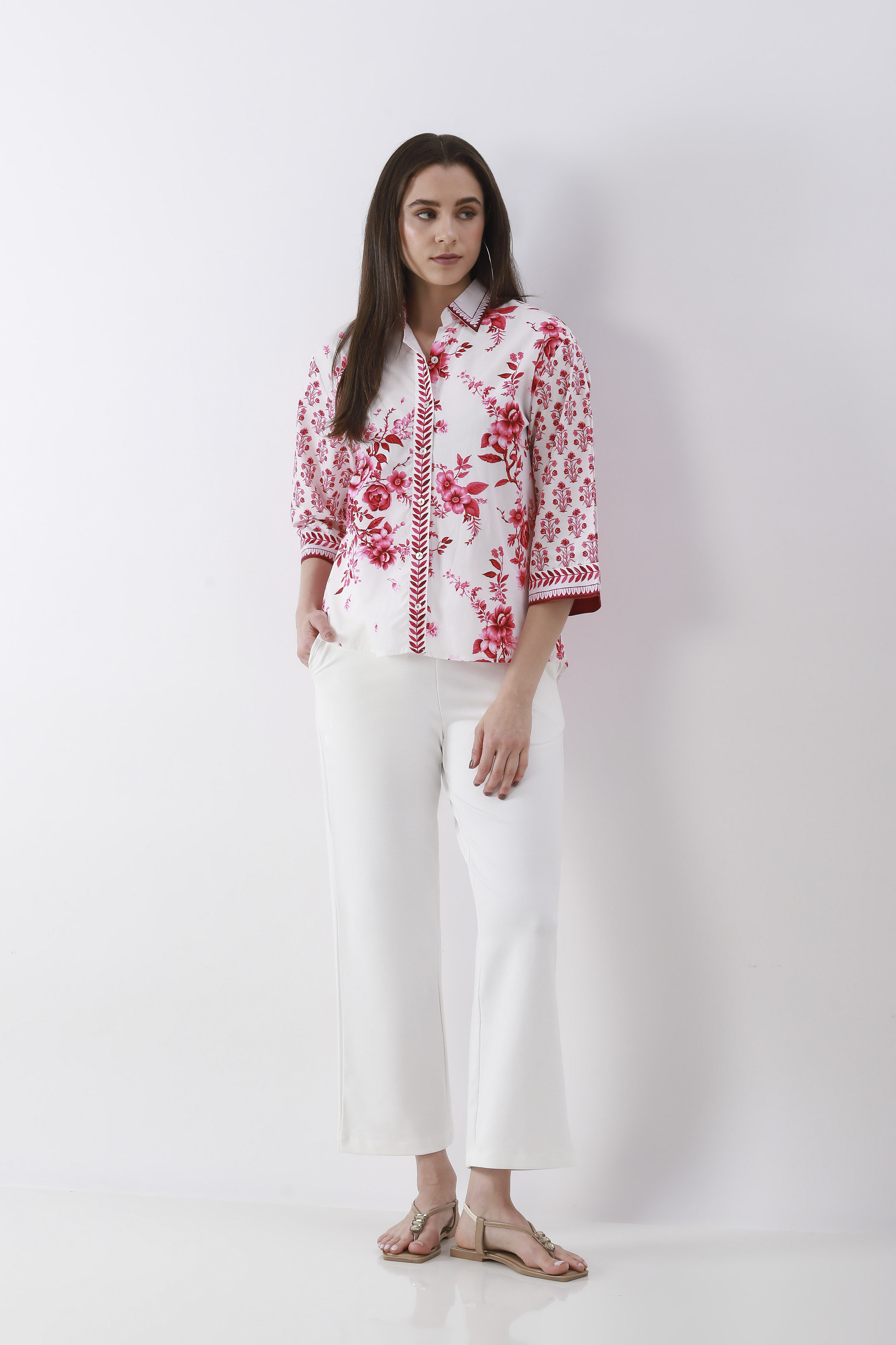 White Solid Wide Leg Pants image number 0