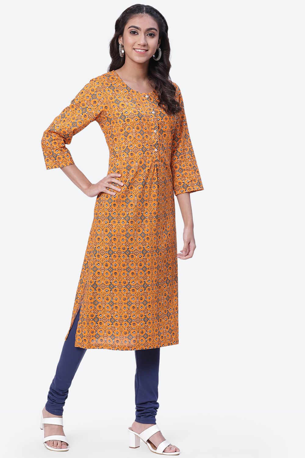 Coral Pink Cotton A-Line Kurta image number 3