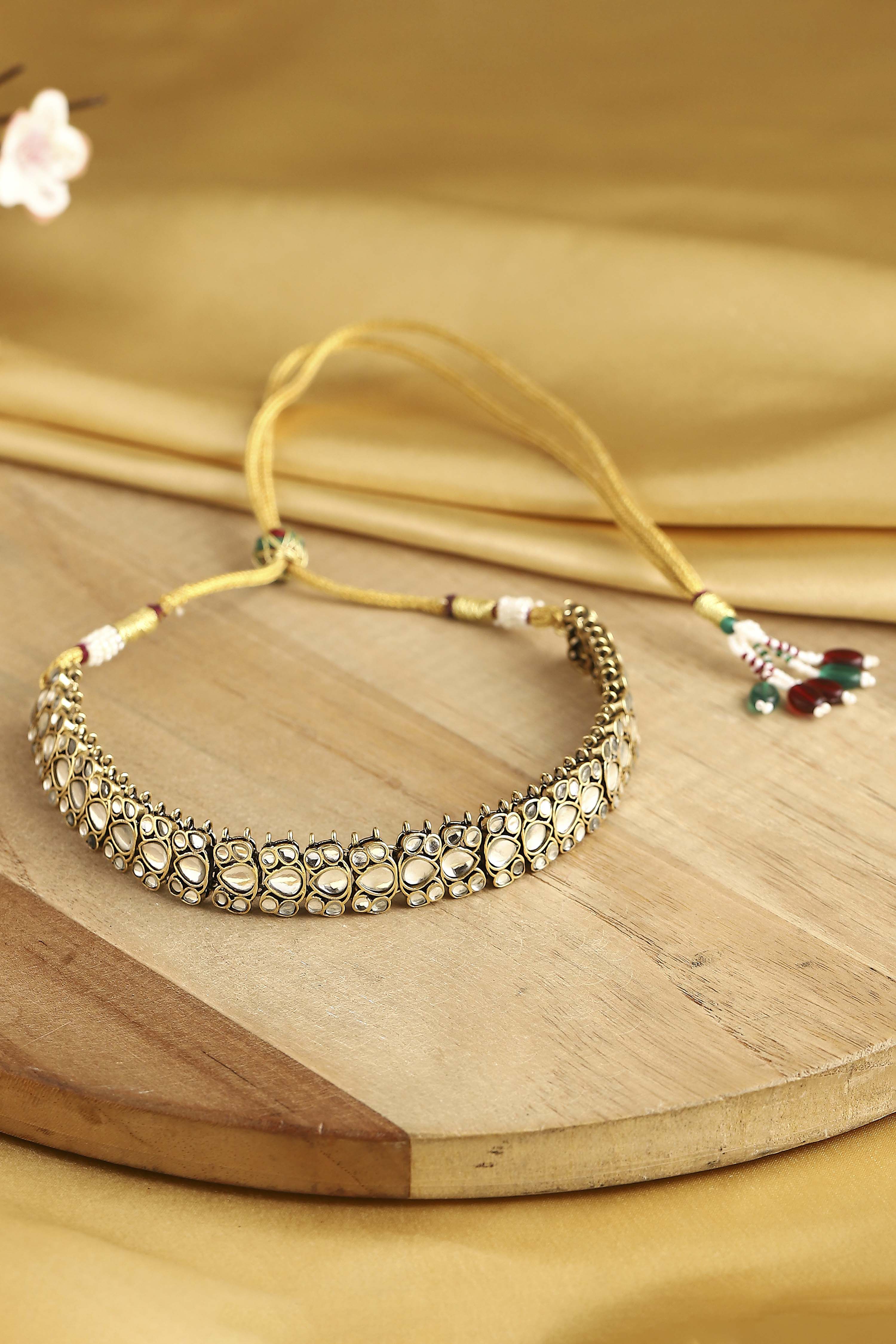 White Brass Kundan Necklace image number 0