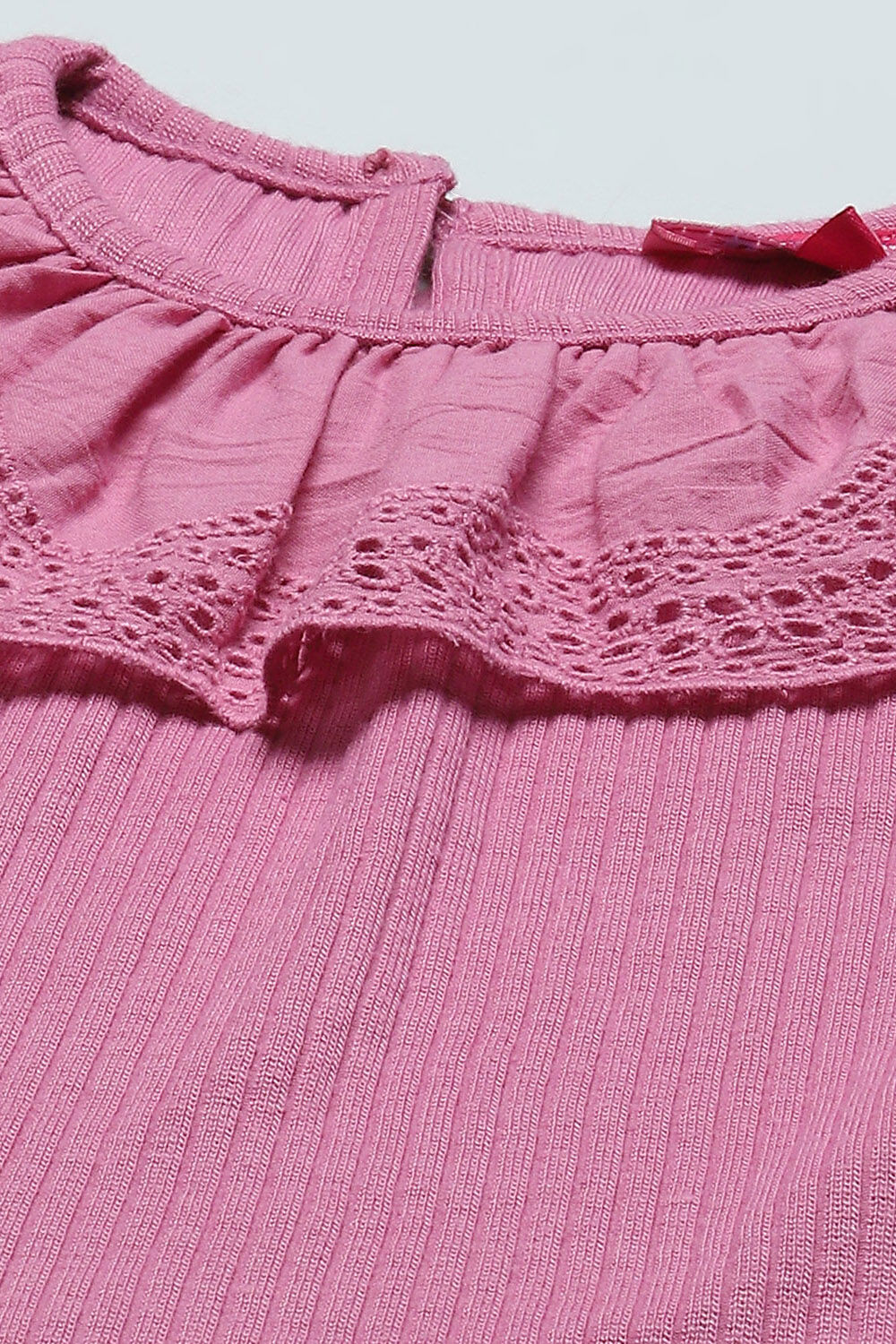 Pink Sleeveless Top With Schiffli Lace Detail image number 1