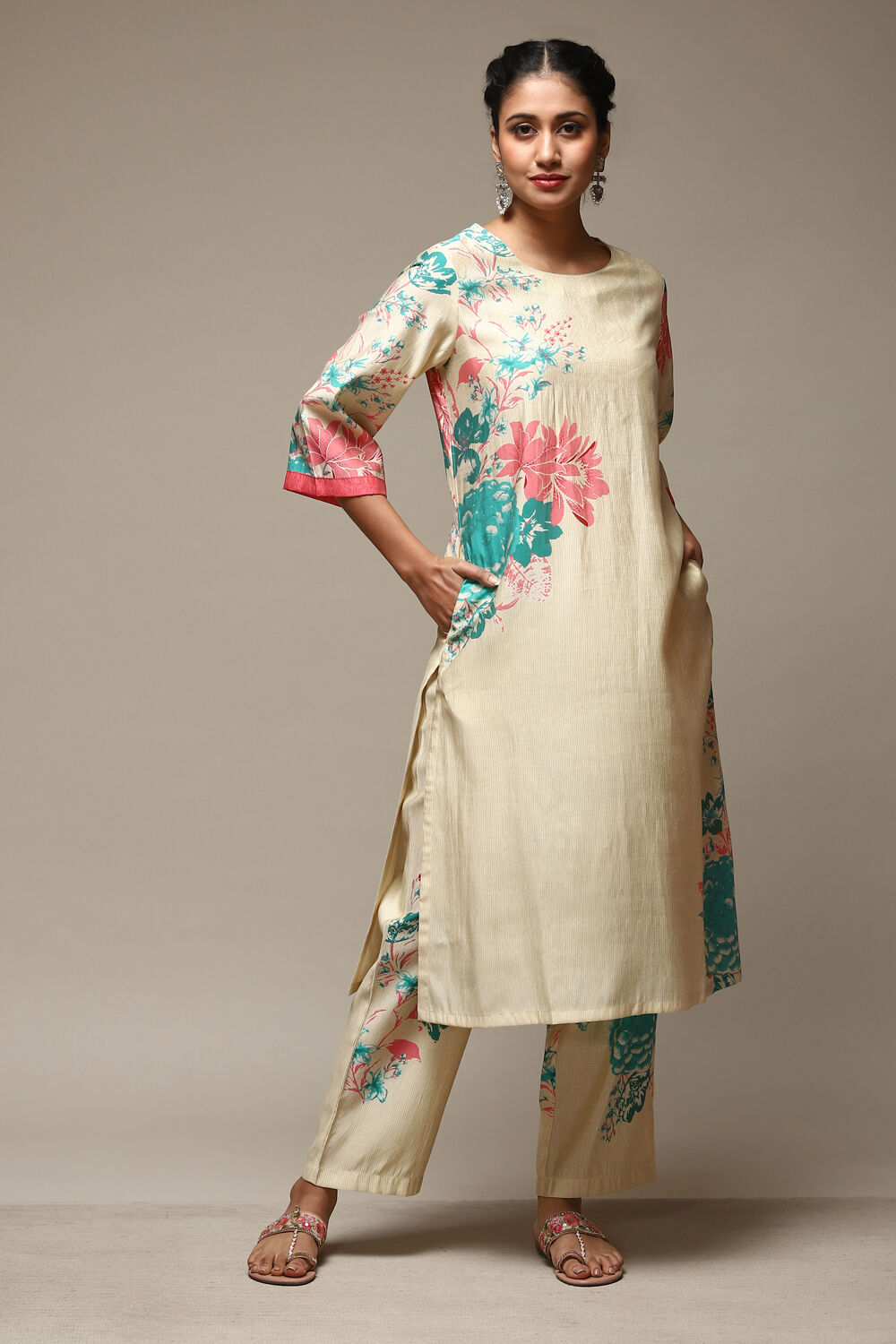 Salmon Viscose Straight Printed 2 Piece Set image number 0