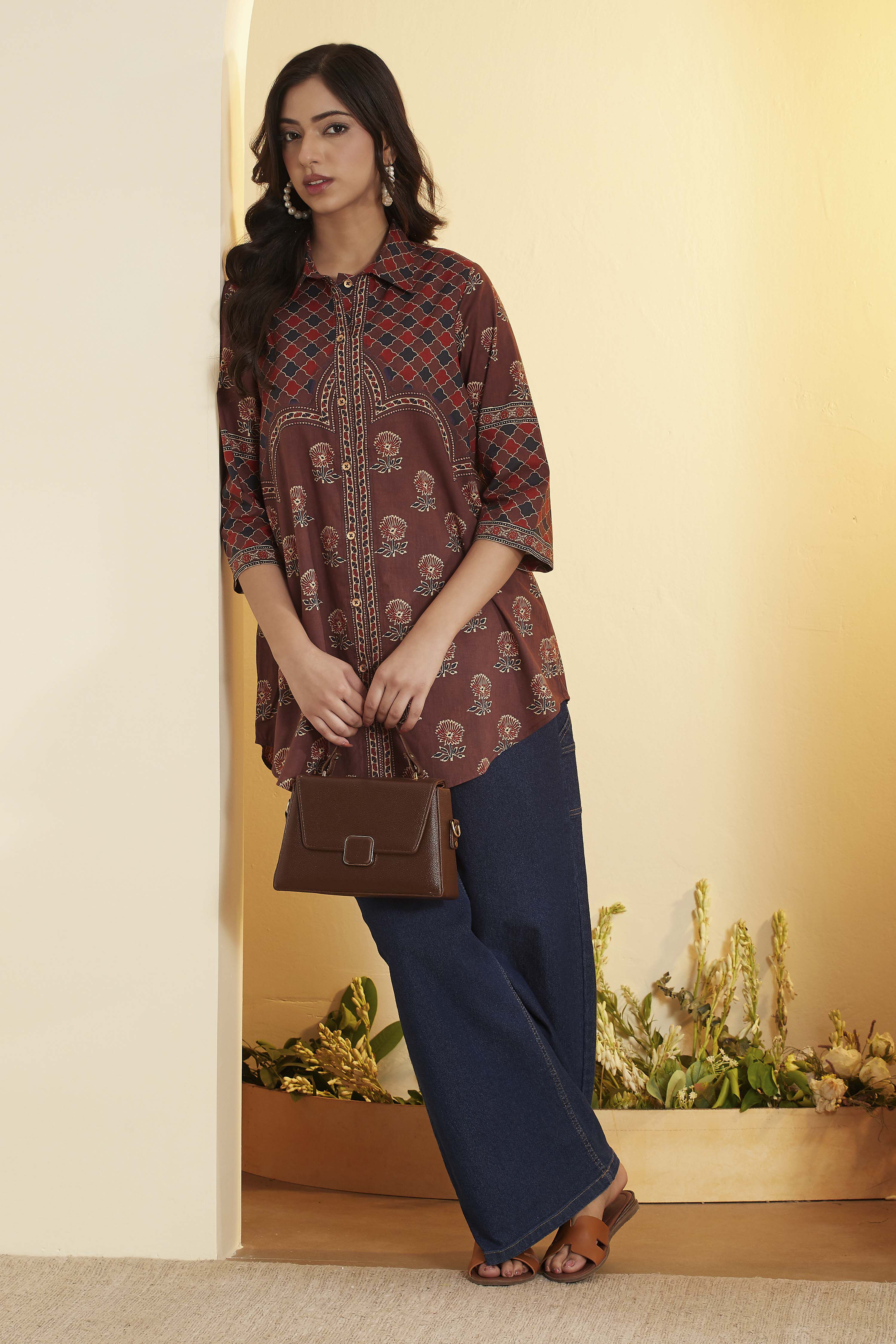 Brown Cotton Straight Kurta image number 0